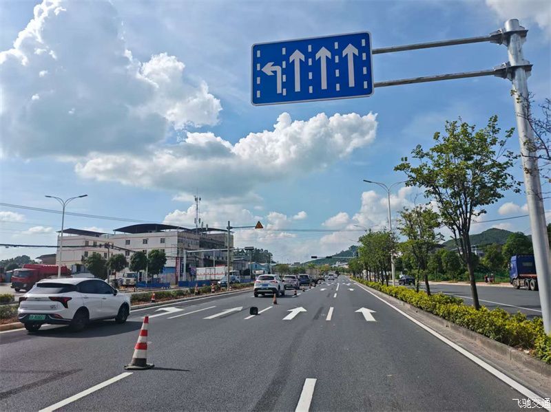 道路划线施工地面划线地标线